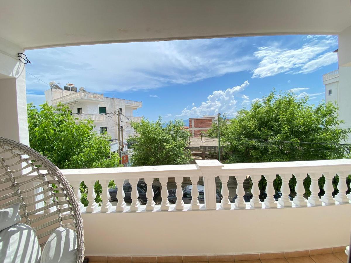 Saranda Apartment Brajan Екстер'єр фото