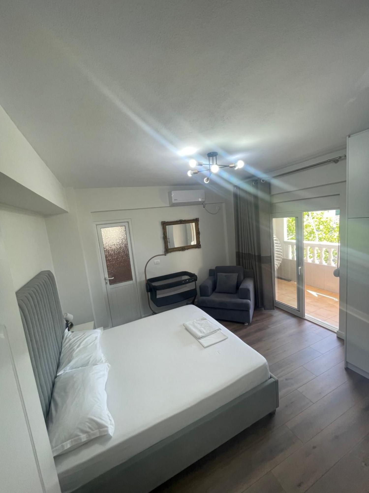 Saranda Apartment Brajan Екстер'єр фото